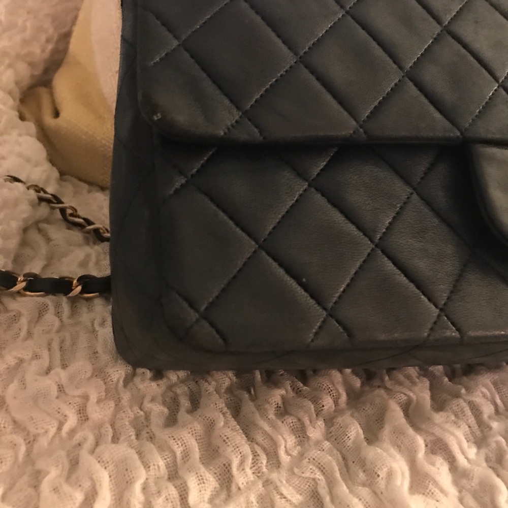 Chanel double flap navy lambskin bag - Picture 8 of 8